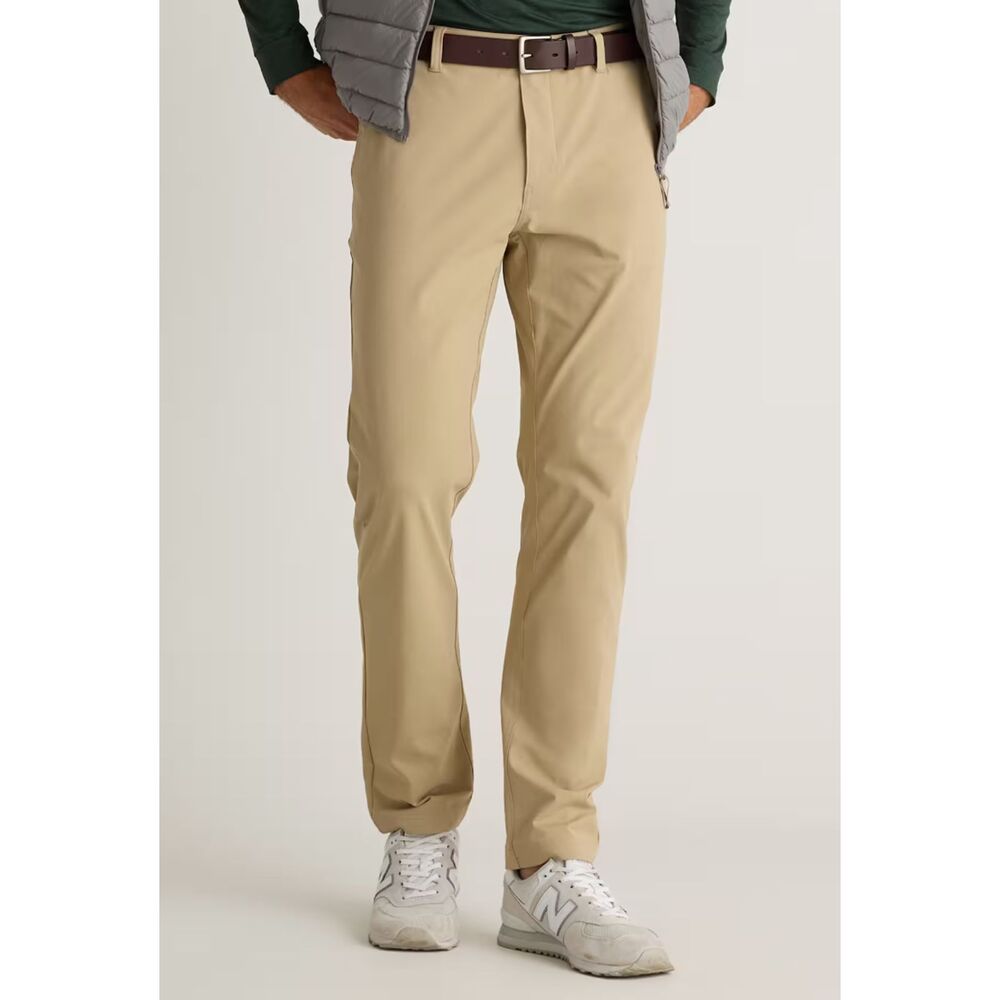 Quince Men's ProTech Golf Pant Sand Dune Tan Performance Stretch Chino 34x30